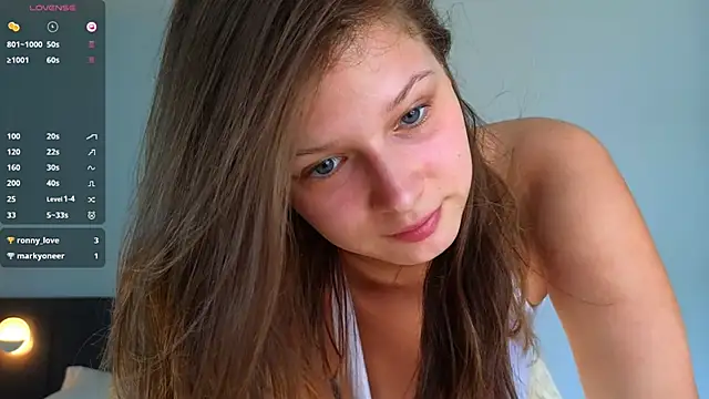 Snapshot of _Katie_Dierse chatting on February 16, 2:42 am Katie Dierse online show from February 16, 2:42 am