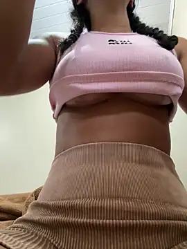 Elamesmamorena online show from April 15, 10:21 am