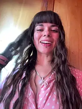 Snapshot of VioletaSubmissive chatting on September 10, 8:41 pm VioletaSubmissive online show from September 10, 8:41 pm