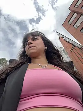 Snapshot of VioletaSubmissive chatting on October 19, 8:00 pm VioletaSubmissive online show from October 19, 8:00 pm