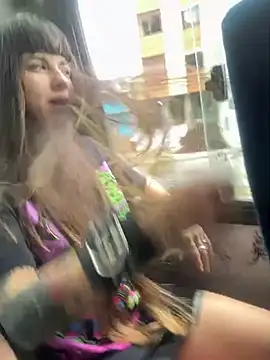 Snapshot of VioletaSubmissive chatting on February 28, 9:44 pm VioletaSubmissive online show from February 28, 9:44 pm