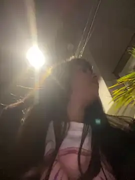 Snapshot of VioletaSubmissive chatting on March 15, 3:40 am VioletaSubmissive online show from March 15, 3:40 am