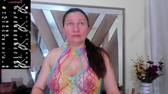 LILITH TORRES1 online show from March 12, 9:24 pm