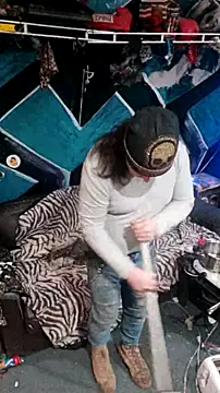 Boo-boo kittyfux online show from December 15, 9:37 am