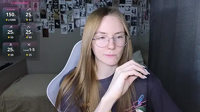 littlevildevil online show from February 23, 11:00 am