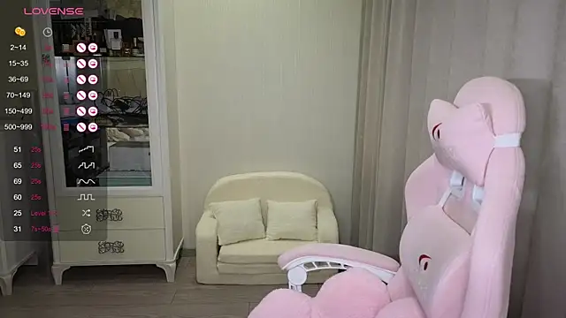 littlevildevil online show from October 15, 10:56 am