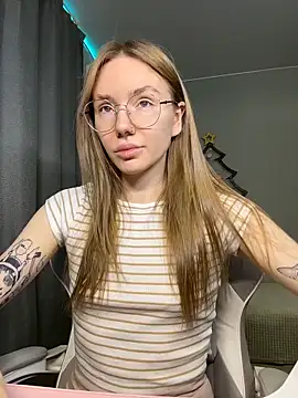 littlevildevil online show from February 2, 9:41 am