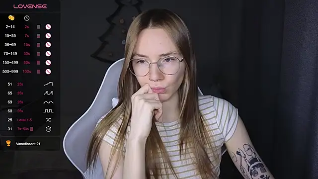 littlevildevil online show from December 21, 10:06 am