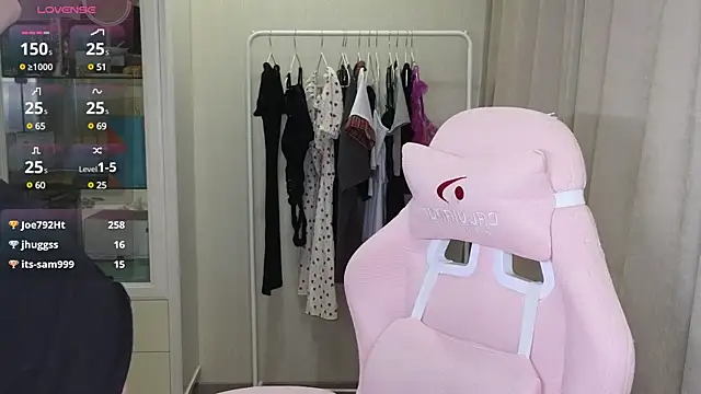 littlevildevil online show from March 10, 2:05 pm