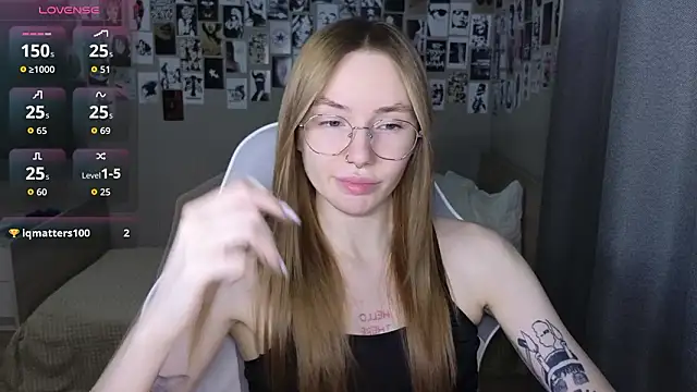 littlevildevil online show from February 24, 11:22 am