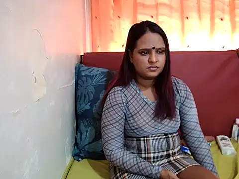 Snapshot of Indian_sunshine chatting on October 16, 6:10 am Indian sunshine online show from October 16, 6:10 am