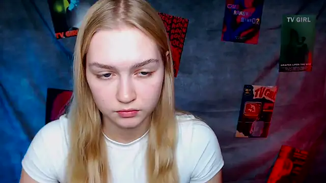 MademoiselleCl online show from November 6, 1:37 pm