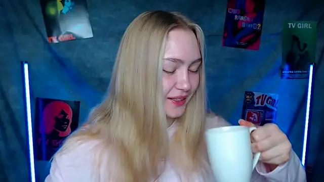 MademoiselleCl online show from October 25, 6:12 am