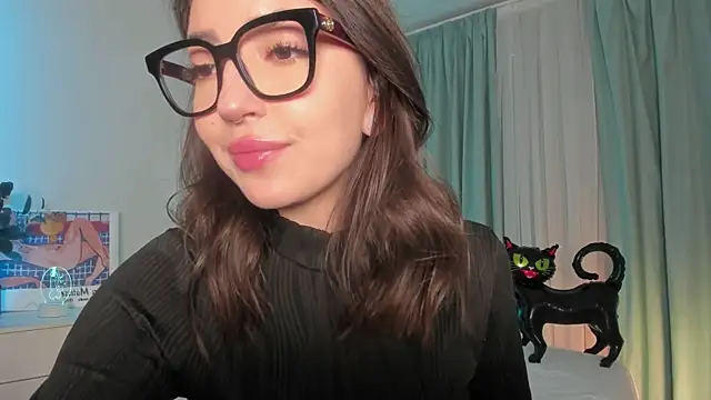 Snapshot of Oh_My_Dianee chatting on October 31, 7:16 am Oh My Dianee online show from October 31, 7:16 am