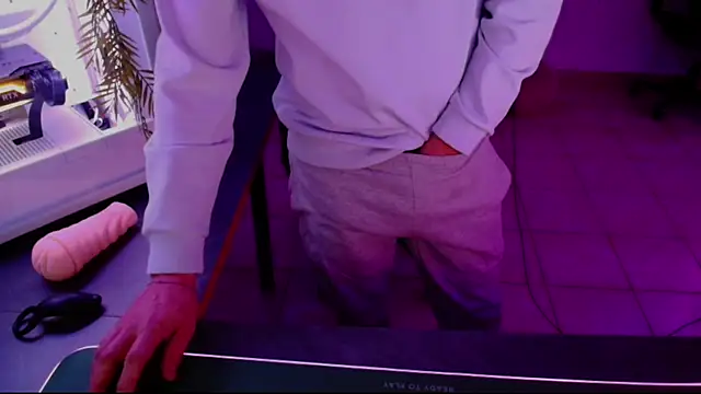 Vlad230323 online show from December 28, 4:30 pm