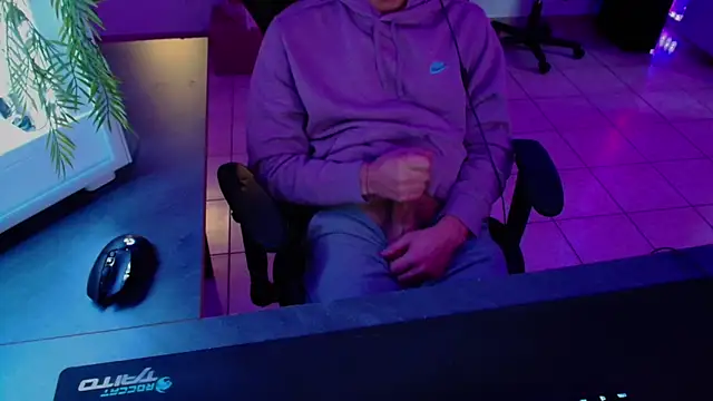 Vlad230323 online show from December 9, 3:22 pm