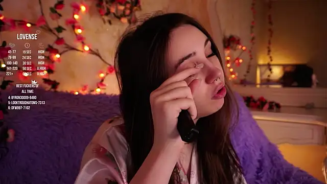 Snapshot of GillianDowdey chatting on January 11, 2:40 am GillianDowdey online show from January 11, 2:40 am