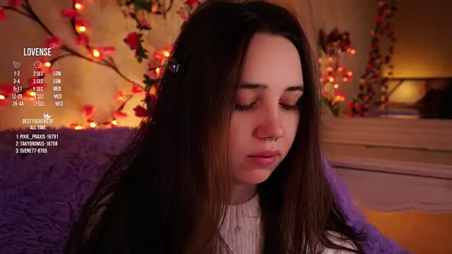 GillianDowdey online show from November 5, 3:09 am