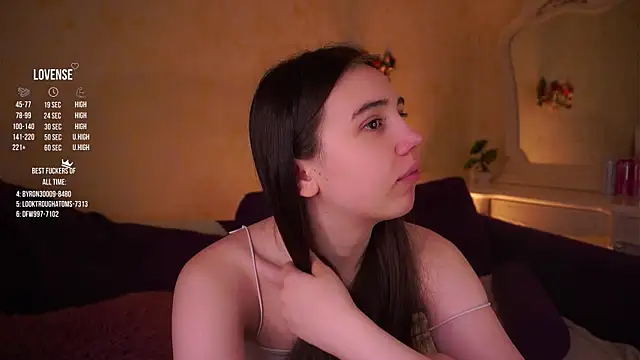 Snapshot of GillianDowdey chatting on July 17, 2:42 am GillianDowdey online show from July 17, 2:42 am