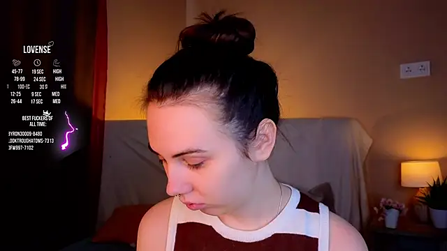 GillianDowdey online show from October 14, 2:56 am