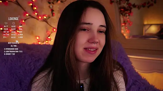 GillianDowdey online show from November 22, 3:05 am