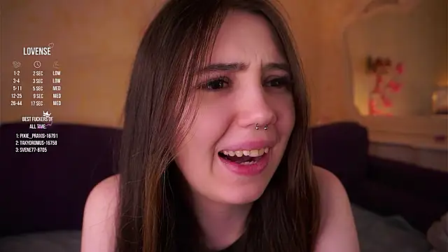 GillianDowdey online show from March 7, 3:13 am