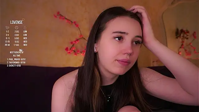 GillianDowdey online show from March 18, 3:31 am