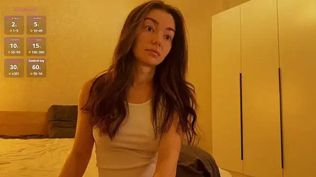 julya flowerss online show from December 5, 6:17 pm