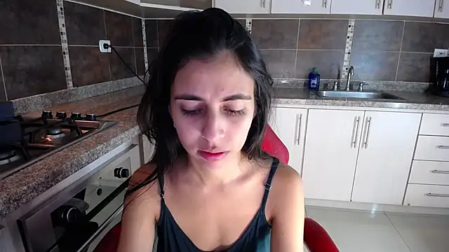 anna alvarez online show from December 19, 12:29 pm