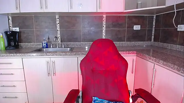 anna alvarez online show from March 21, 11:58 am