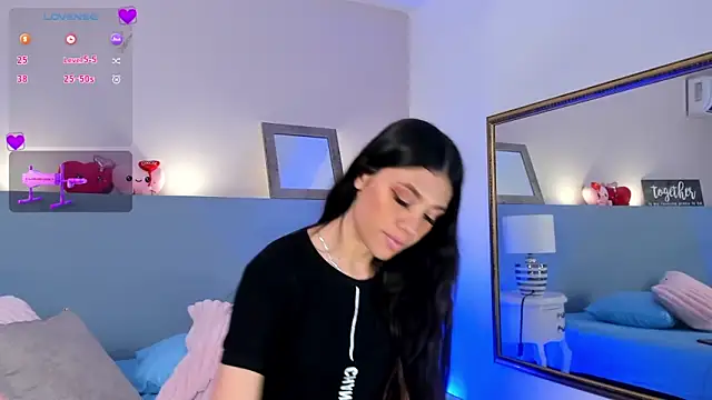 Snapshot of CheryelFox chatting on March 14, 2:53 am CheryelFox online show from March 14, 2:53 am