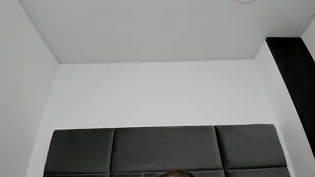 Lizz Luna online show from September 20, 2:33 pm