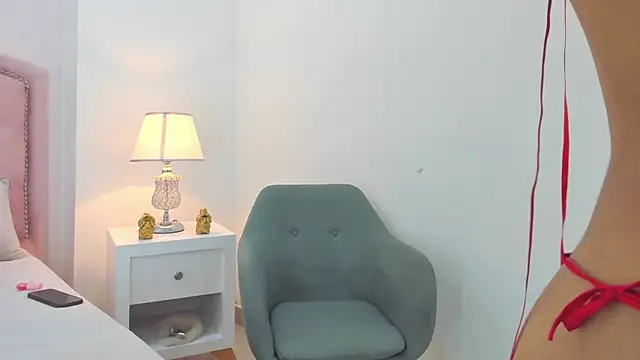 Snapshot of Buda_and_Cataleya_ chatting on December 3, 10:12 pm Buda and Cataleya online show from December 3, 10:12 pm