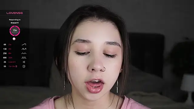 AislyEmbury online show from March 7, 11:49 pm