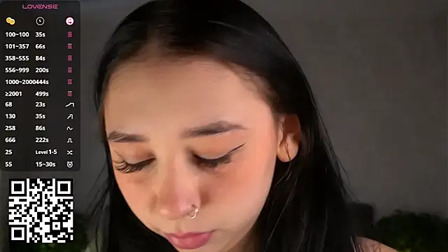 AislyEmbury online show from November 12, 5:11 am