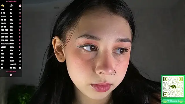 AislyEmbury online show from November 21, 4:44 am