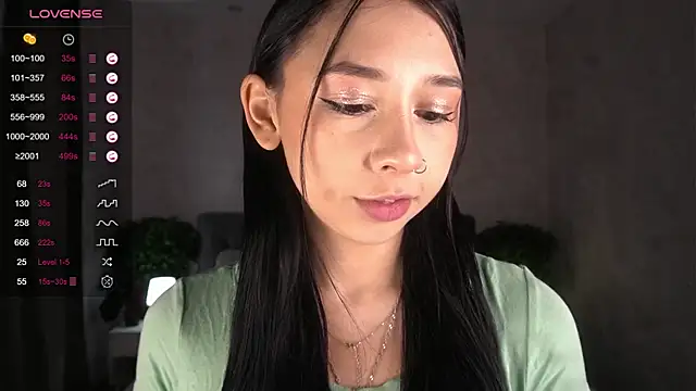 AislyEmbury online show from October 1, 5:45 am