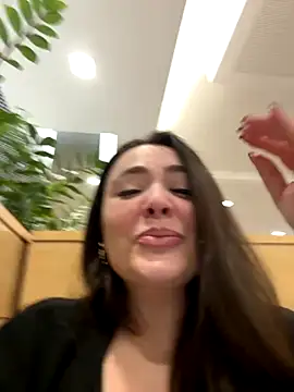 Sophie Eaton online show from October 27, 8:32 pm