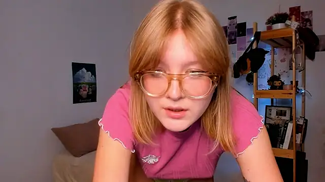 leazy peazy online show from October 15, 6:54 am