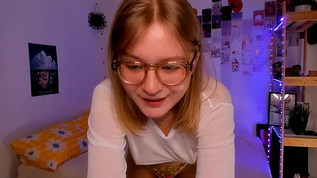 leazy peazy online show from November 28, 7:08 am