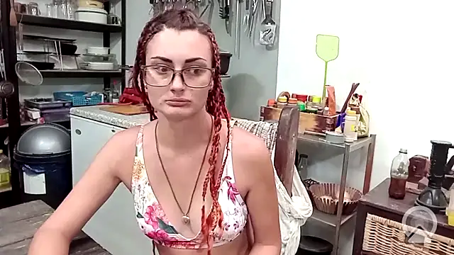 Snapshot of hornyhippies0080 chatting on February 6, 3:08 pm hornyhippies0080 online show from February 6, 3:08 pm