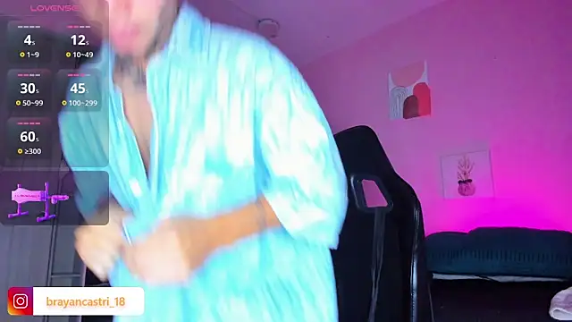 Ian Castillo  online show from November 8, 11:14 am