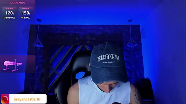 Ian Castillo  online show from March 20, 11:44 am