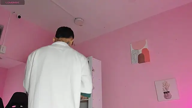 Snapshot of Ian_Castillo_ chatting on September 26, 11:17 am Ian Castillo online show from September 26, 11:17 am