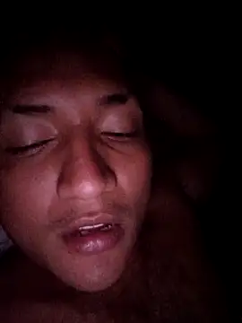 Snapshot of BingedHearts chatting on February 3, 4:43 am BingedHearts online show from February 3, 4:43 am