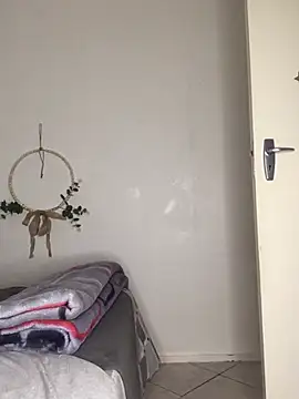 Snapshot of SZA_Doja chatting on January 15, 7:34 pm SZA Doja online show from January 15, 7:34 pm