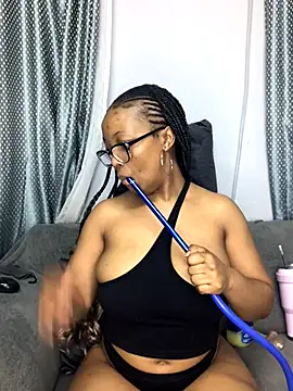 Snapshot of SZA_Doja chatting on September 29, 7:52 pm SZA Doja online show from September 29, 7:52 pm