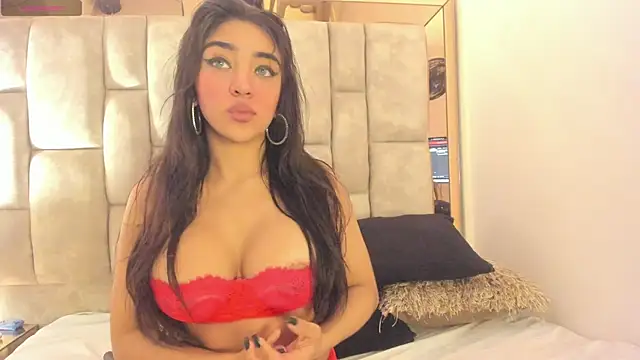 Oliviaa Evans online show from May 10, 4:09 pm