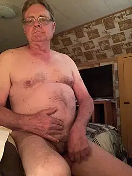 Snapshot of Tonybaloney1972 chatting on May 18, 8:57 pm Tonybaloney1972 online show from May 18, 8:57 pm