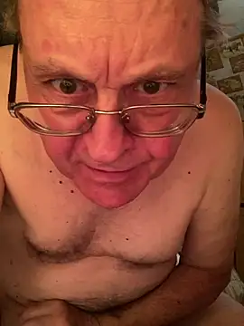 Snapshot of Tonybaloney1972 chatting on June 3, 5:50 pm Tonybaloney1972 online show from June 3, 5:50 pm